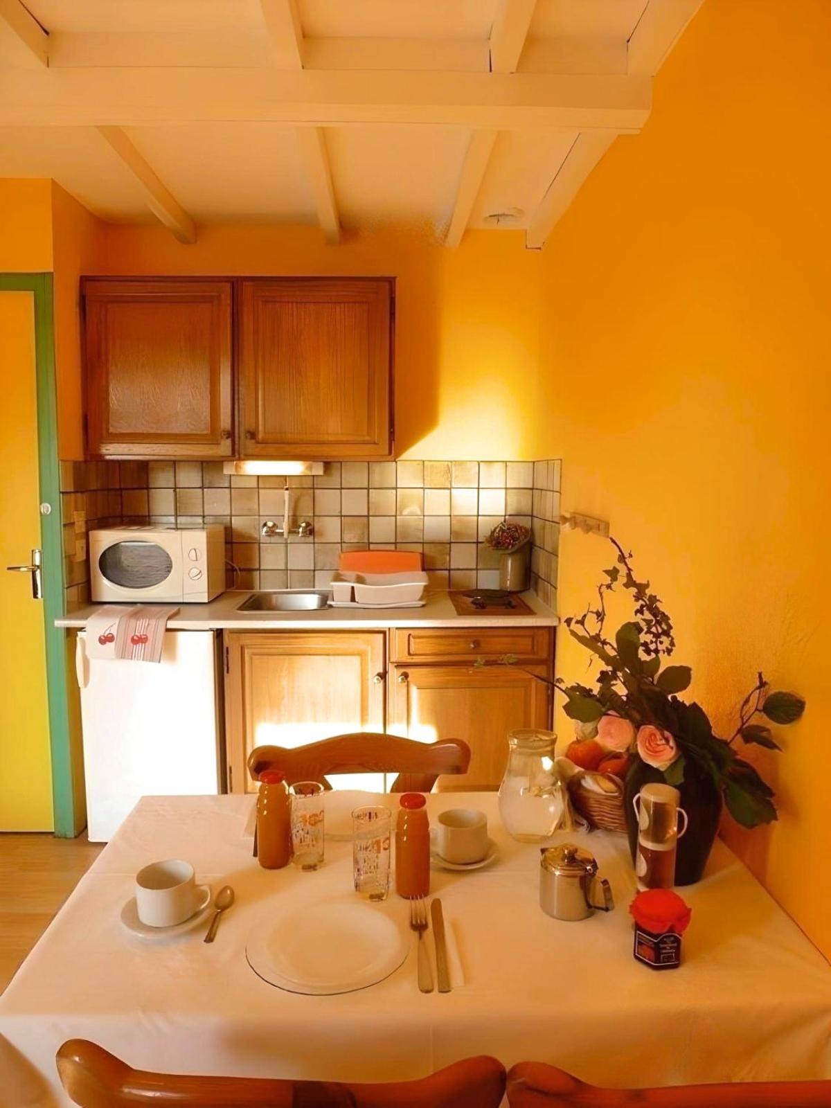 Camping Des Bains Saint-Honoré Bagian luar foto