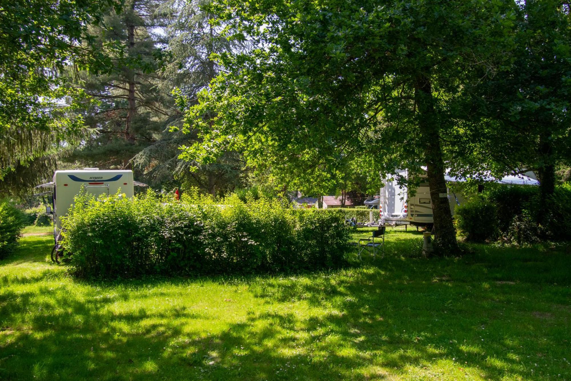 Camping Des Bains Saint-Honoré Bagian luar foto