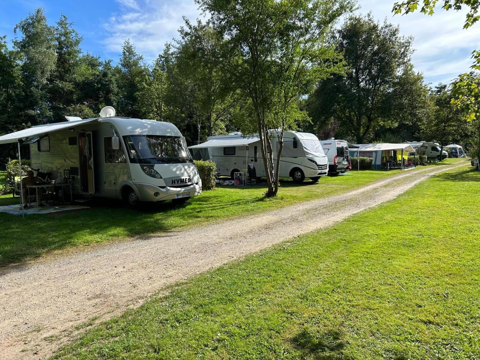 Camping Des Bains Saint-Honoré Bagian luar foto