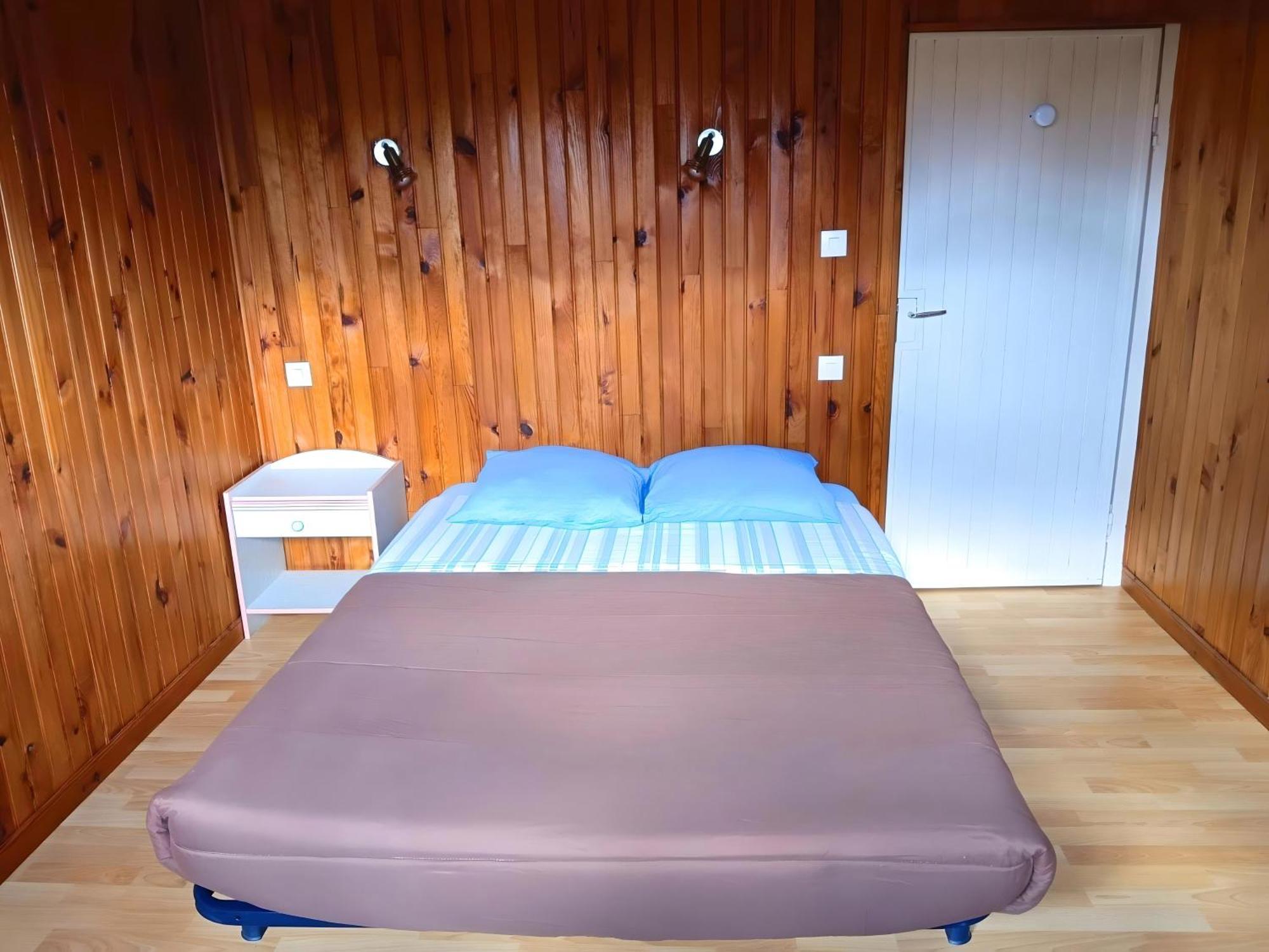 Camping Des Bains Saint-Honoré Ruang foto